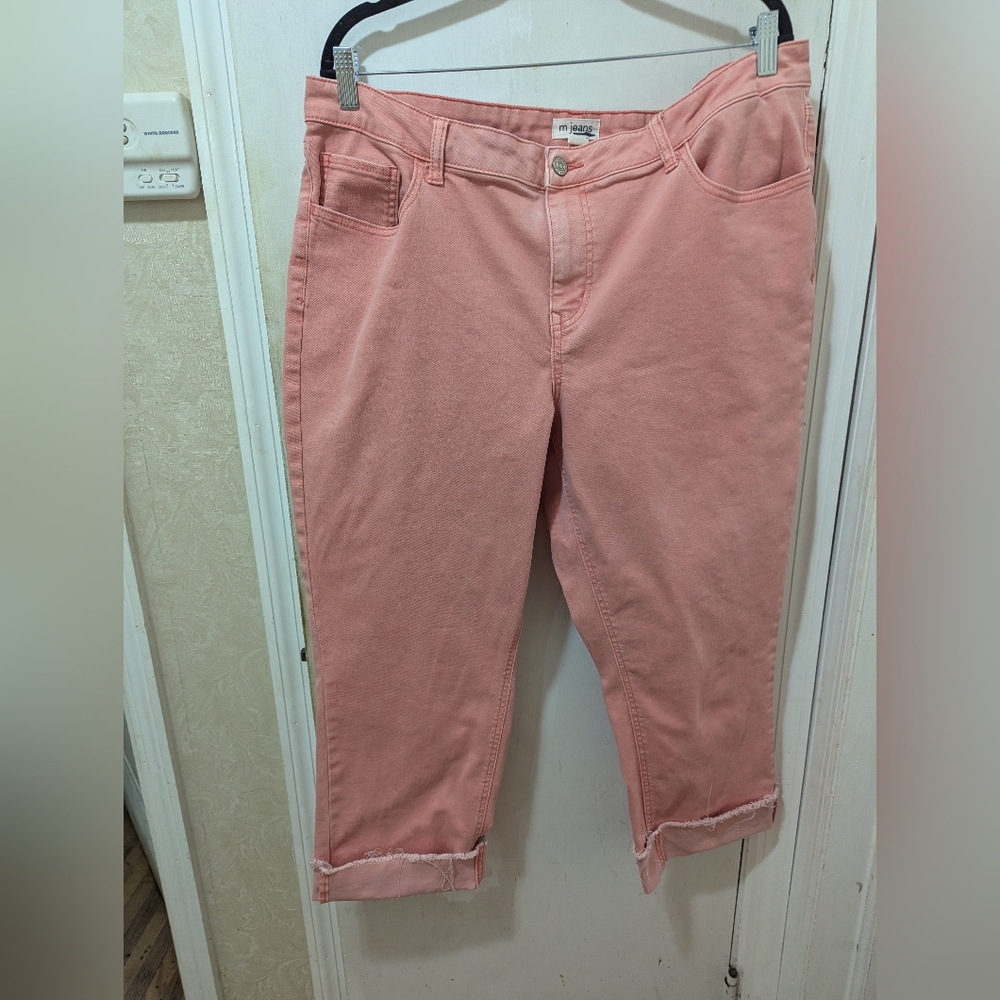 M. Jeans 18W Mid rise Salmon Pink Cropped Jeans